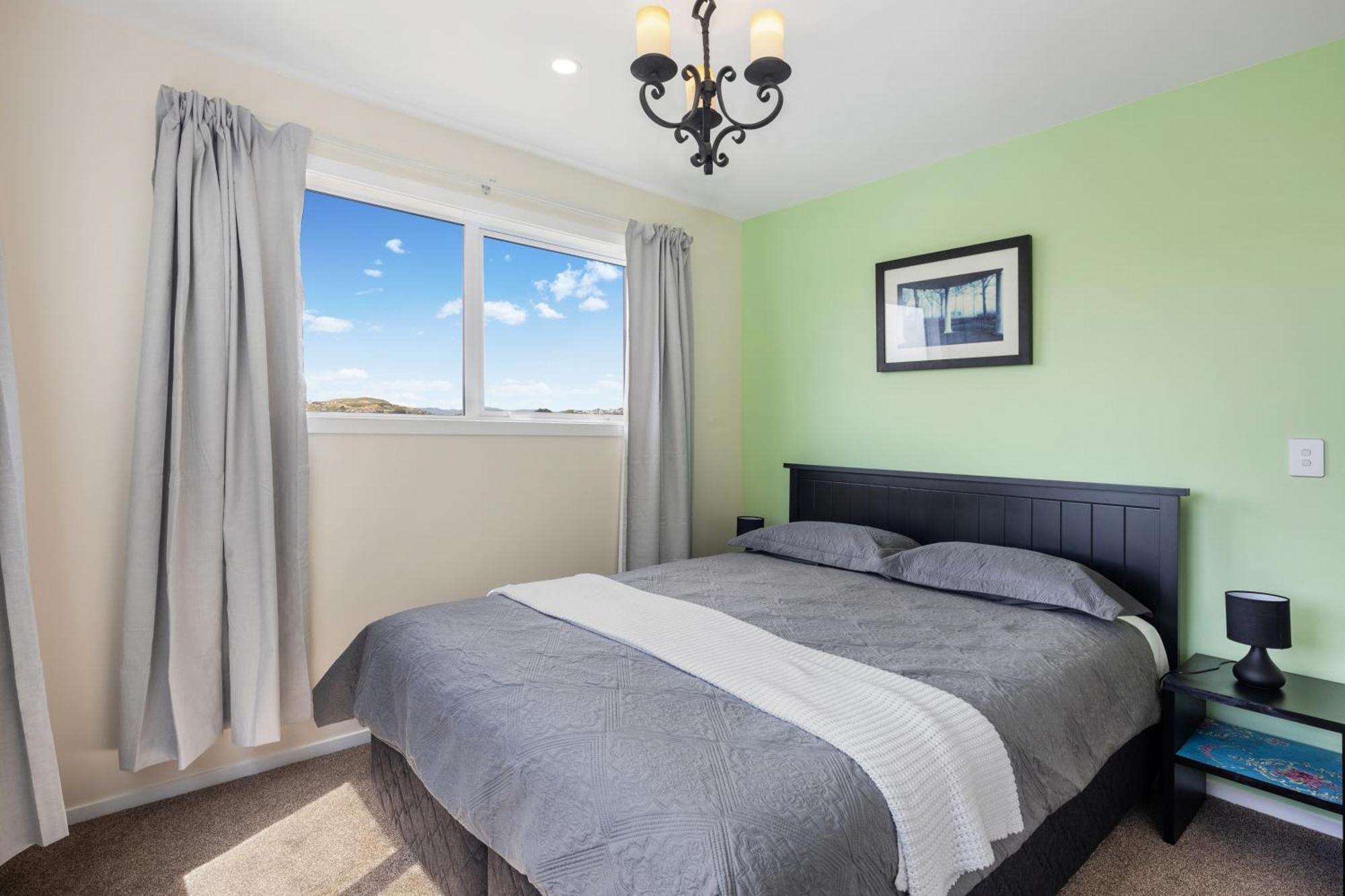Stunning View, Privacy, Close To Ferry & Brand-New Wellington Exterior photo